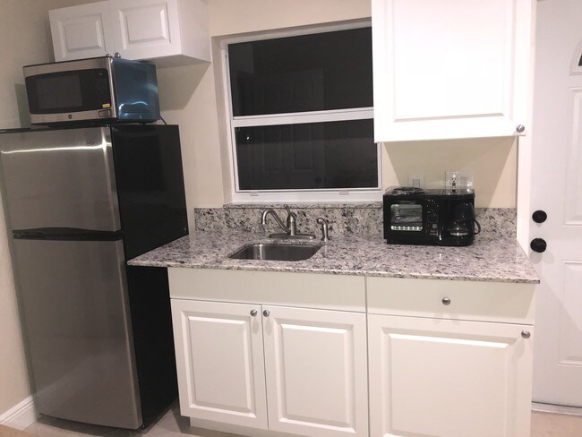 Photo - 7770 NW 189th St Apartments