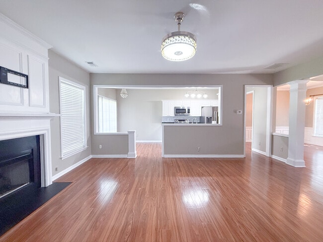 Foto del edificio - 436 Old Towne Dr