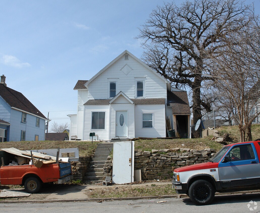 Primary Photo - 4608 S 22nd St