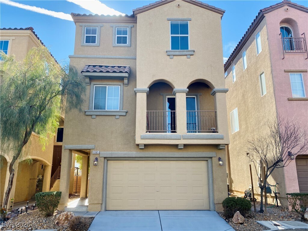 Foto principal - 9365 Roping Cowboy Ave