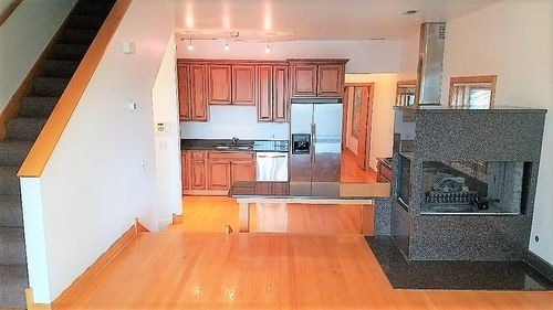 Building Photo - 929 N Willard Ct
