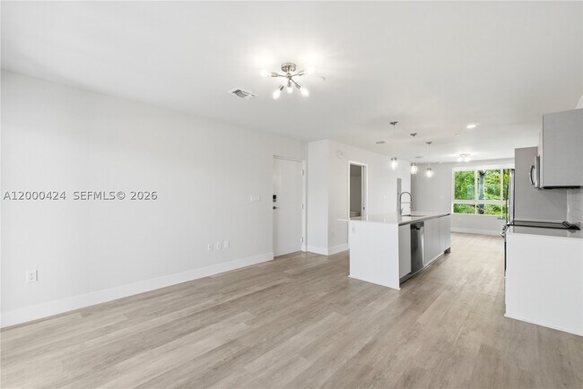Foto del edificio - 2505 NE 193rd St