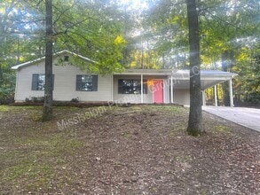 Building Photo - 350 Christman Dr