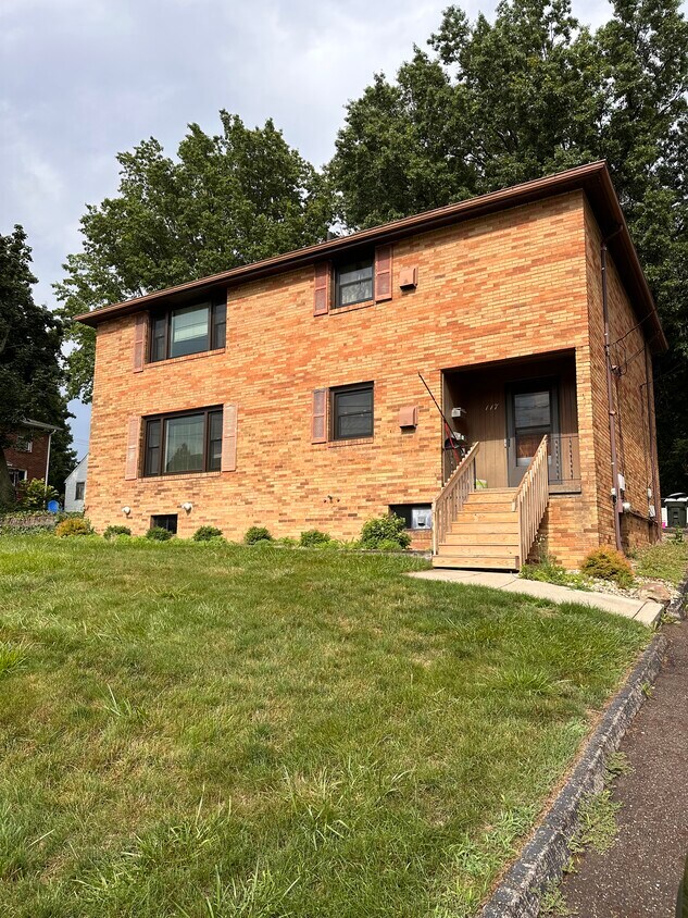 117 2nd St Unit 1, Wadsworth, OH 44281 117 2nd St Wadsworth, OH