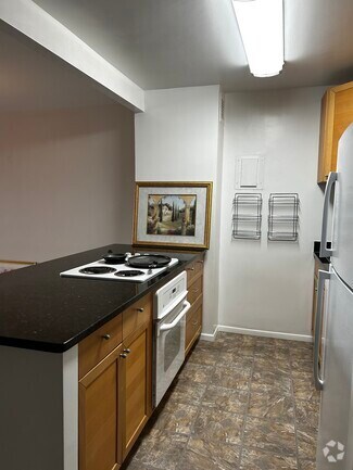 Building Photo - 1435 4th St SW