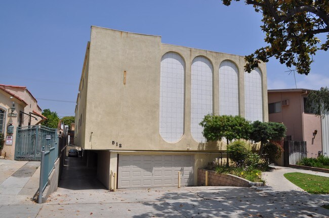 Building Photo - 512 Griswold St