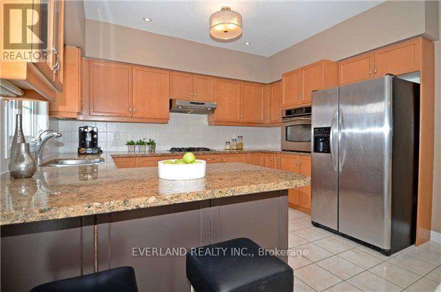 Photo du bâtiment - 1bdr119 Alamo Heights Dr