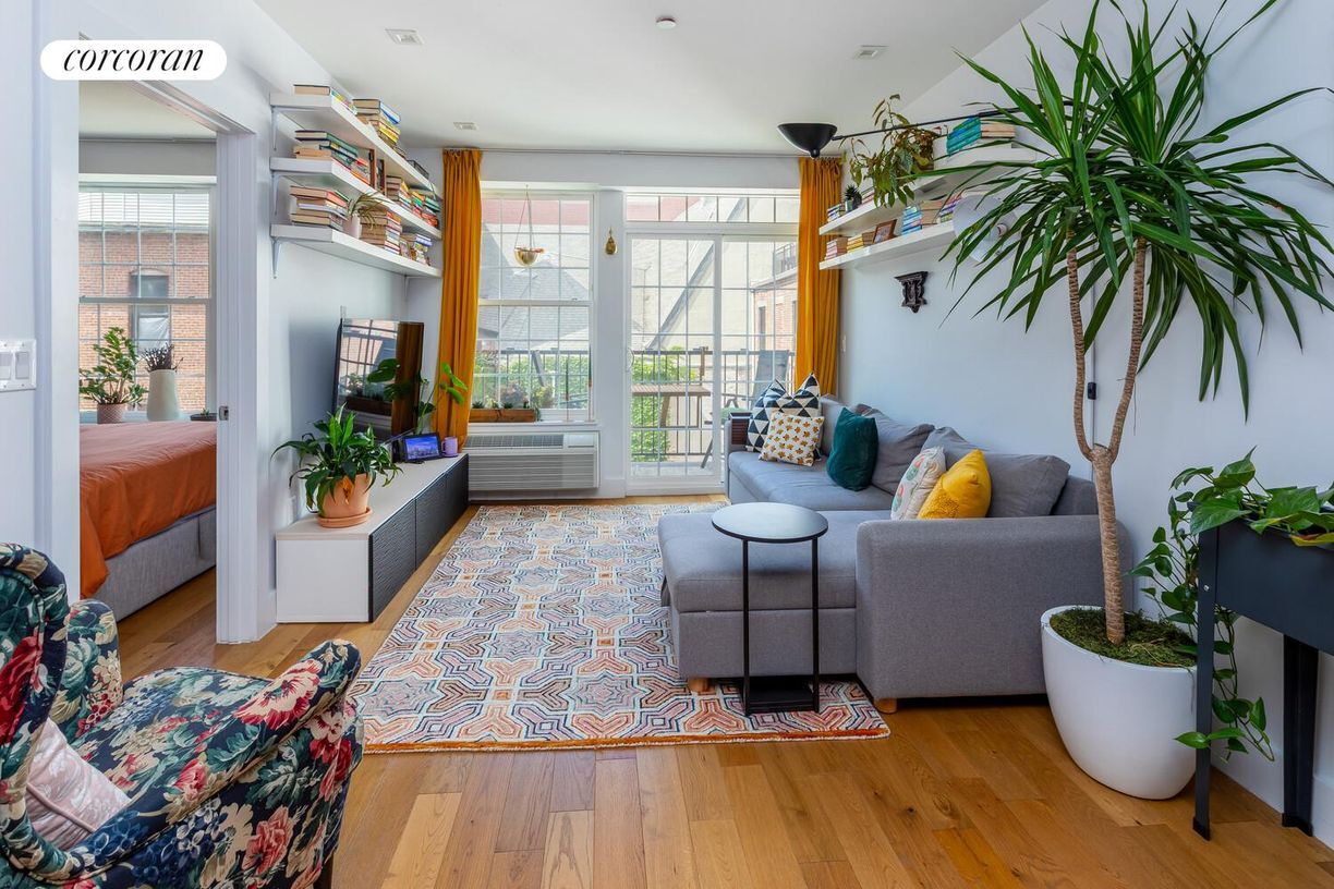 Foto principal - 401 Gates Ave