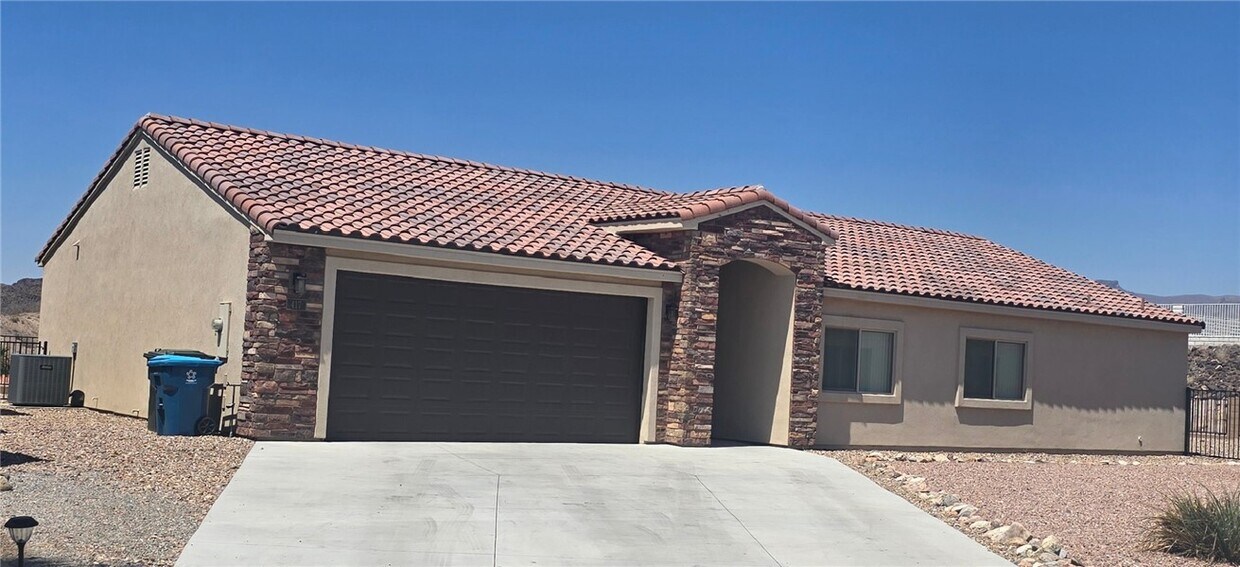 Foto principal - 417 Chablis Ct