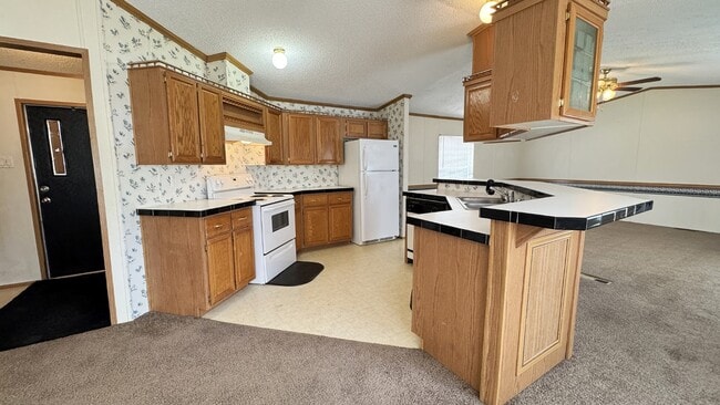 Foto del edificio - 115 J B Cyrus Rd