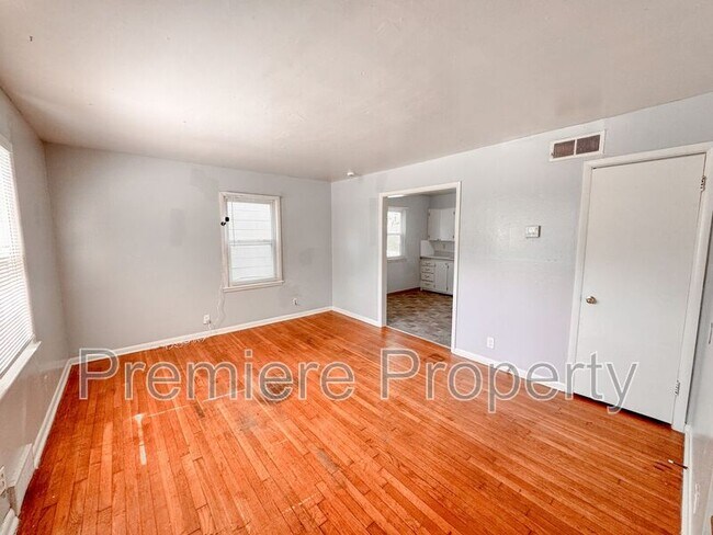 Foto del edificio - 1128 N Union St