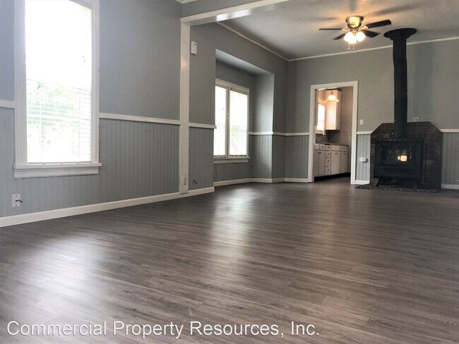 Foto del edificio - 400 Glen Creek Rd NW