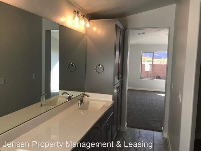 Foto del edificio - 4 br, 2.5 bath House - 488 South Mirage Drive