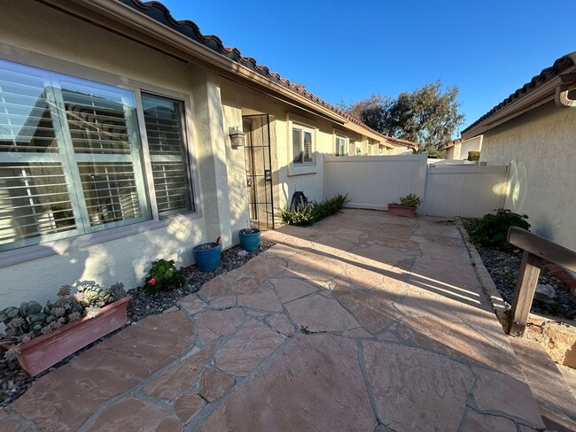 Foto del edificio - 55+ Age Restricted Community- 2 Bed/2 Bath Encinitas