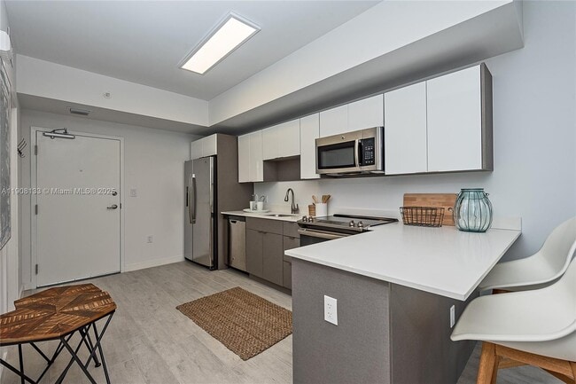 Foto del edificio - 321 NE 26th St