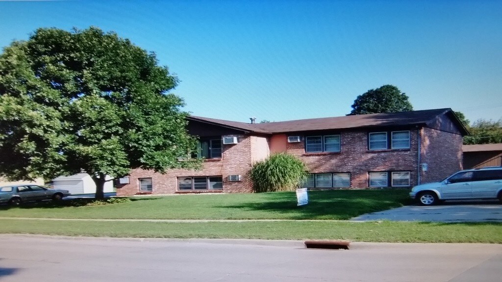 Primary Photo - 2031 9th St
