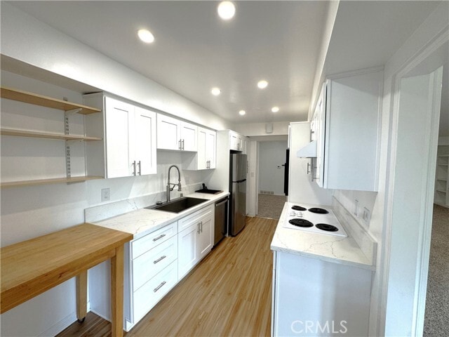Building Photo - 289 S Barrington Ave