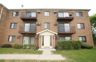 Building Photo - 9290 Hamilton Ct