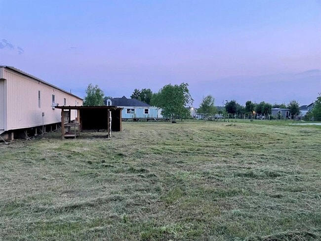 Building Photo - 40 County Rd 3557
