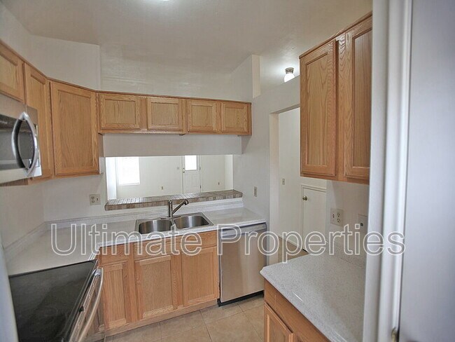 Foto del edificio - 3411 W Morrow Dr