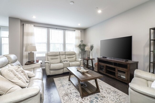Foto del edificio - 169 Waverly Ct