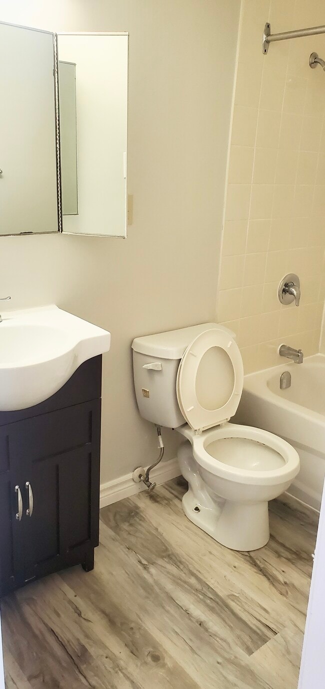 Building Photo - 40 Mcgee Ave