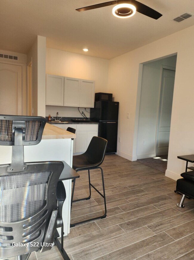 Foto del edificio - 5453 NW Dolly Ct