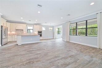 Building Photo - 14589 Laguna Dr
