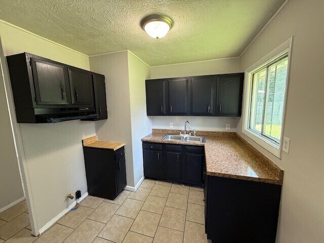 Building Photo - 3156 Eagledale Dr