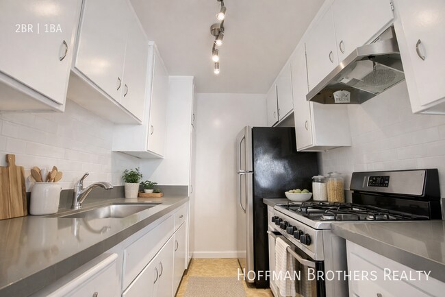 Foto del edificio - 4338 Berryman Ave