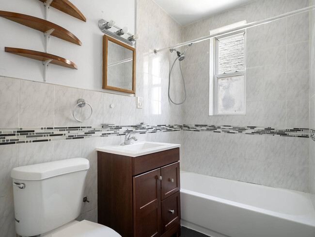 Foto del edificio - 596 Midwood St