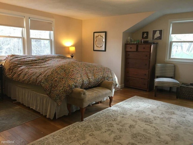 Foto del edificio - 3 br, 2.5 bath House - 12 Spruce Tree Lane