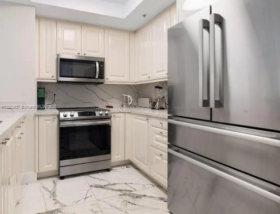 Foto del edificio - 3400 SW 27th Ave