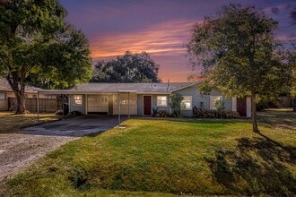 Building Photo - 2902 Helberg Rd