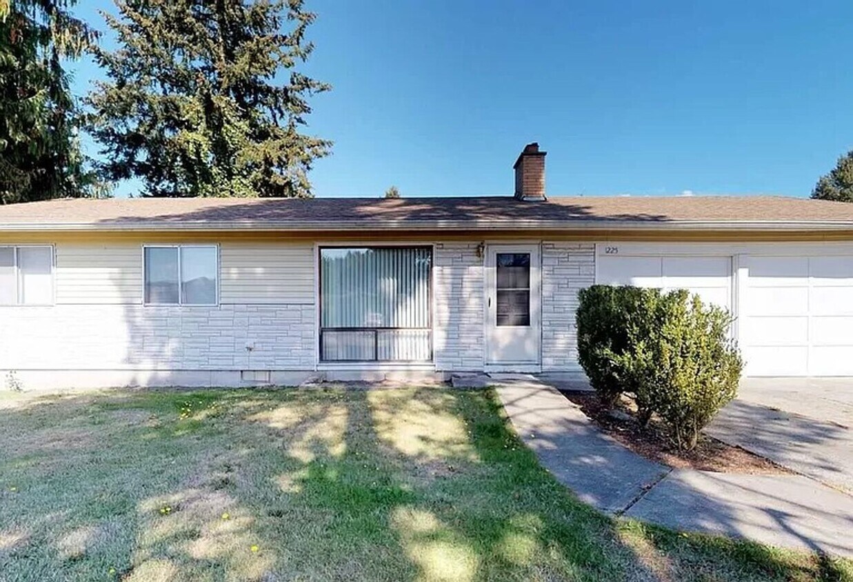 1225 32nd St SE, Auburn, WA 98002 House Rental in Auburn, WA