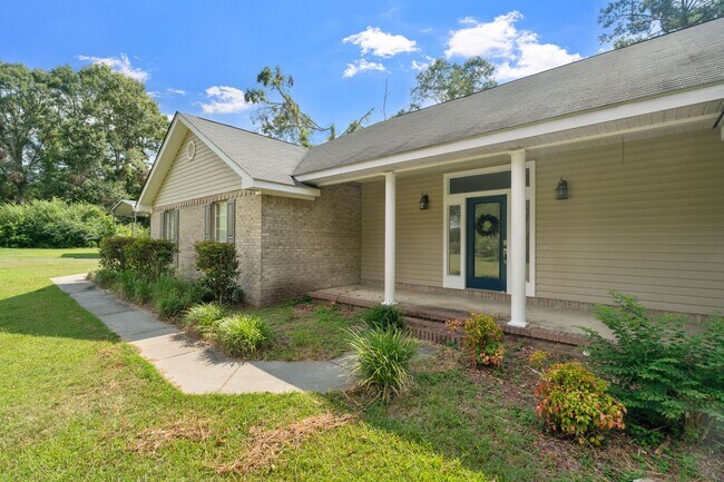 Foto del edificio - 330 Boggy Hollow Rd