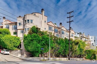 Building Photo - 3401 Barham Blvd