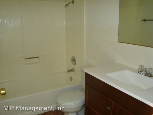 Foto del edificio - 15877 Tuscola Rd