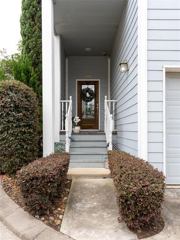 Foto del edificio - 815 Garden Trace Ln