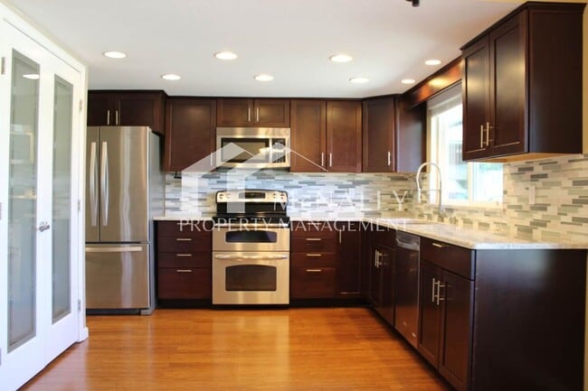 Building Photo - 15106 Starr Pl SE