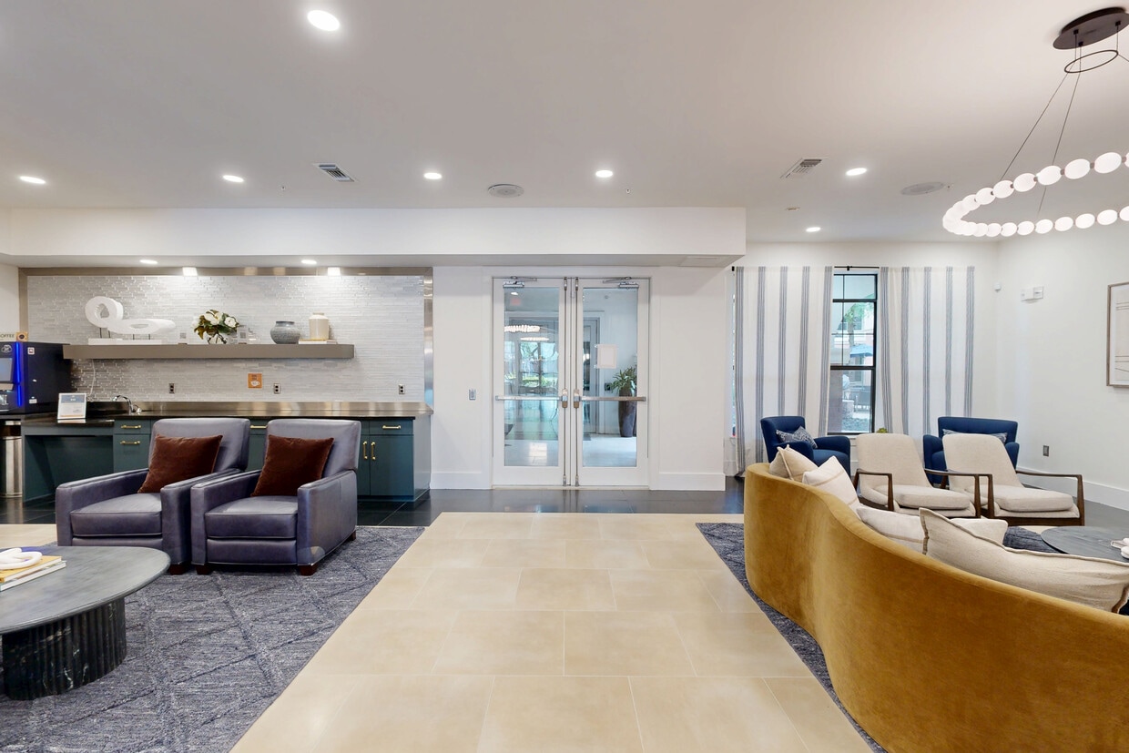 Photo - Braeswood Place Apartments