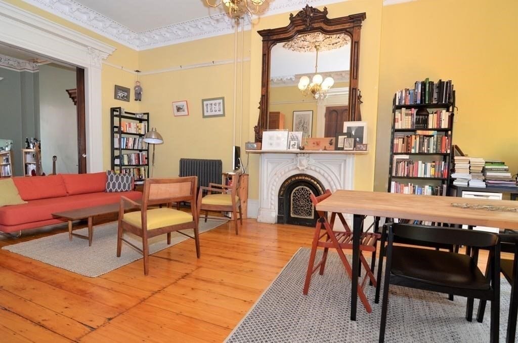 Primary Photo - 20 Worcester Square