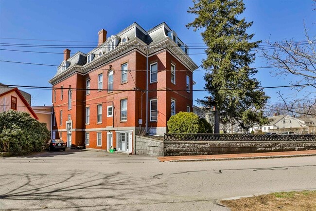 Foto del edificio - 241 Middle Street