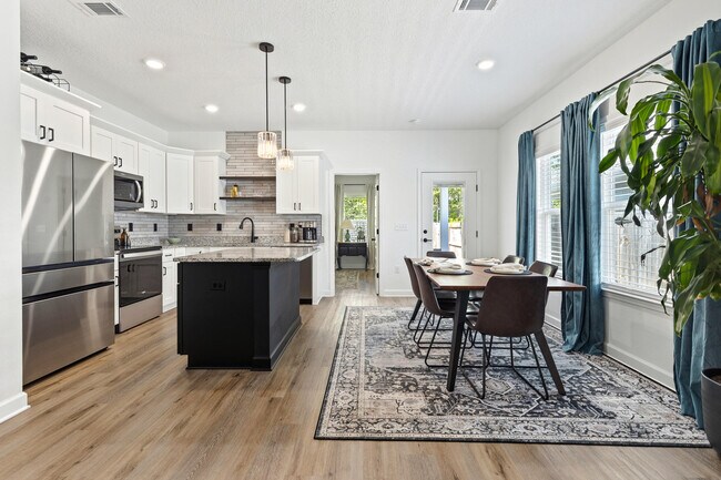 Building Photo - 65 Marsh Landing N