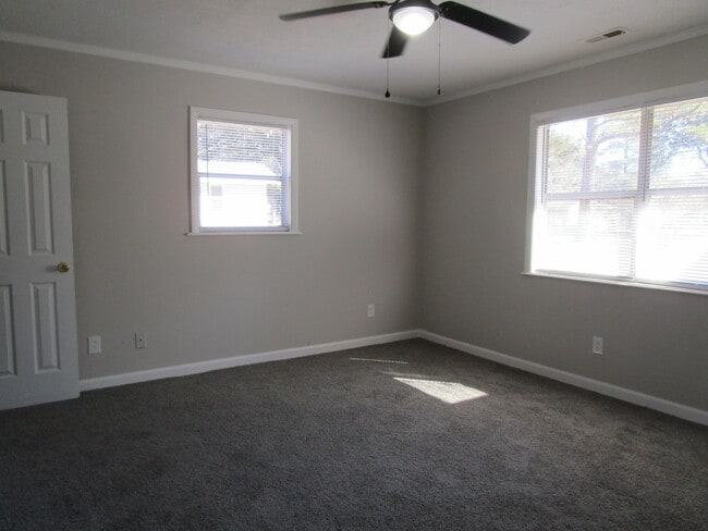 Building Photo - 2720 County Rd 43-402