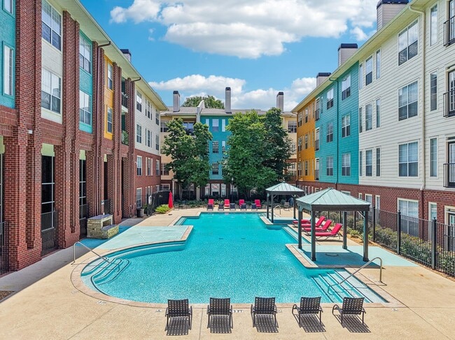 Building Photo - 1660 Peachtree