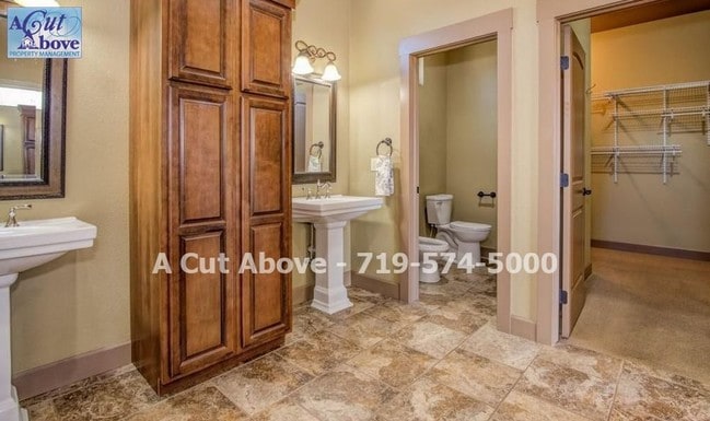 Building Photo - 6 Bedroom Home off Powers and Old Ranch Road