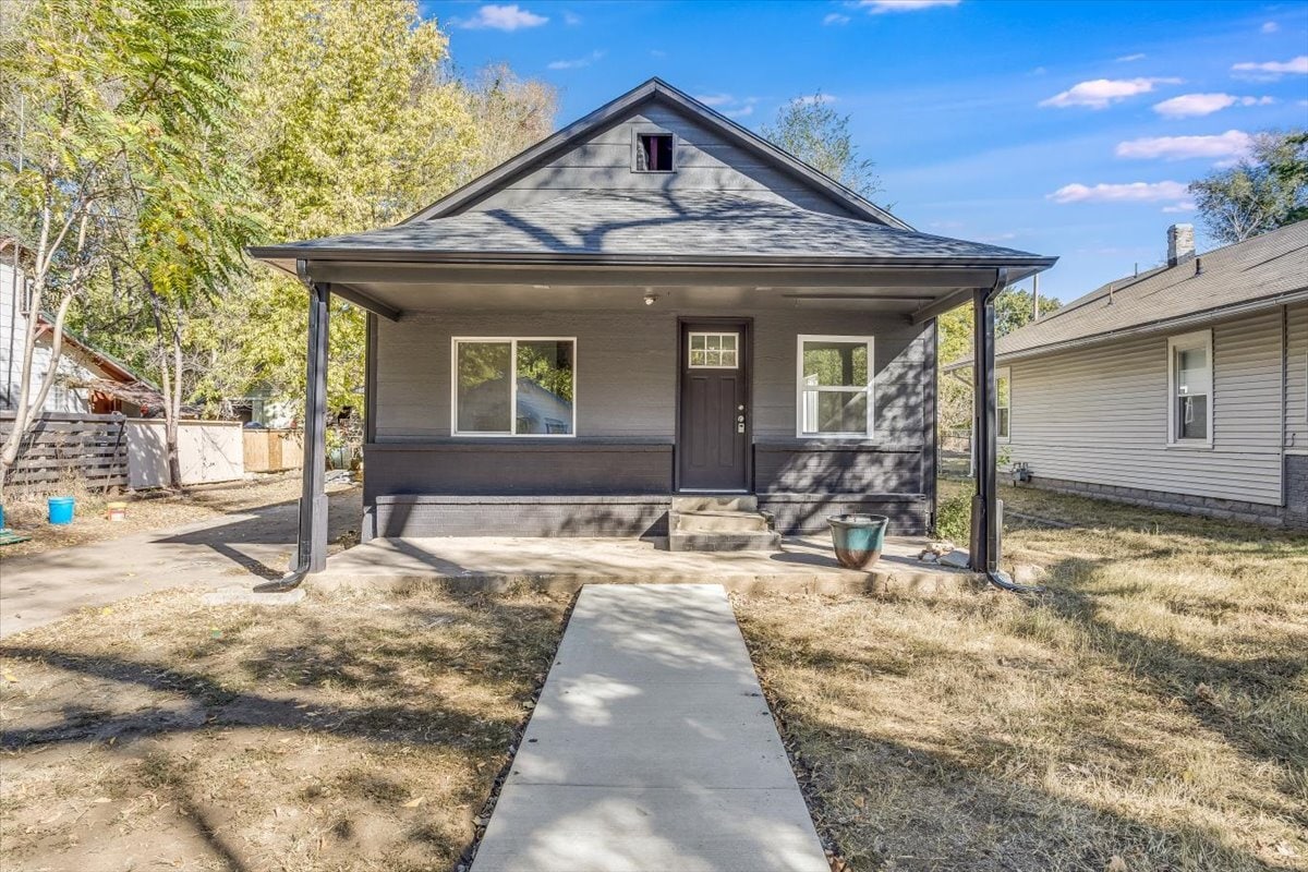 216 Columbia St, Augusta, KS 67010 House Rental in Augusta, KS