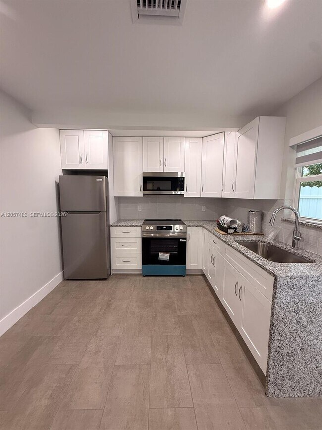Foto del edificio - 10555 SW 32nd St
