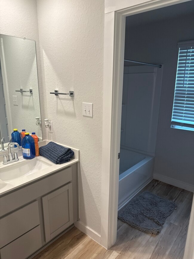 Foto del edificio - 14539 Emerio Dr